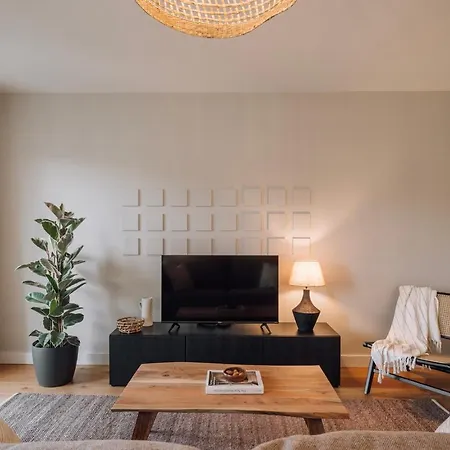 Vedras - 2 Bedrooms And Parking In Alcantara