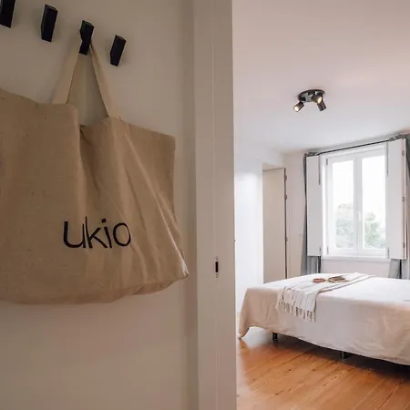 Vedras - 2 Bedrooms And Parking In Alcantara * ליסבון