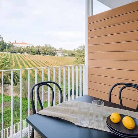 Vedras - 2 Bedrooms And Parking In Alcantara *