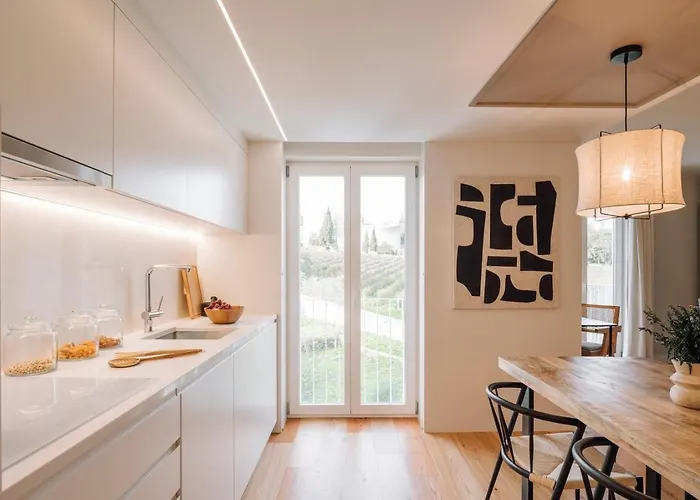 Vedras - 2 Bedrooms And Parking In Alcantara *