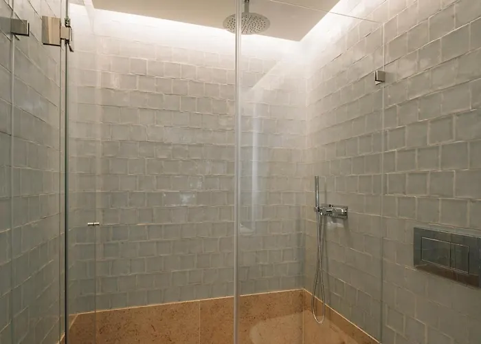 Vedras - 2 Bedrooms And Parking In Alcantara Lisboa