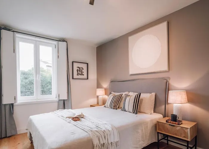 Vedras - 2 Bedrooms And Parking In Alcantara