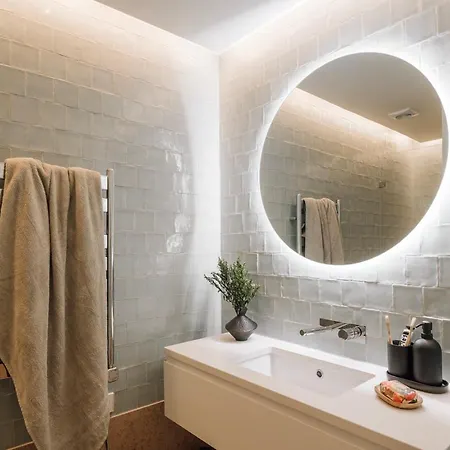Vedras - 2 Bedrooms And Parking In Alcantara * 리스본